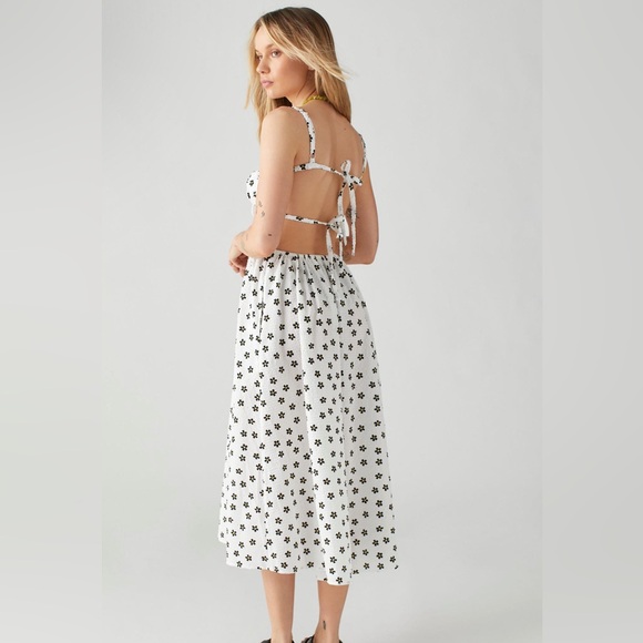 NWT For Love & Lemons Brenda Floral Midi Dress Size M - Picture 3 of 9